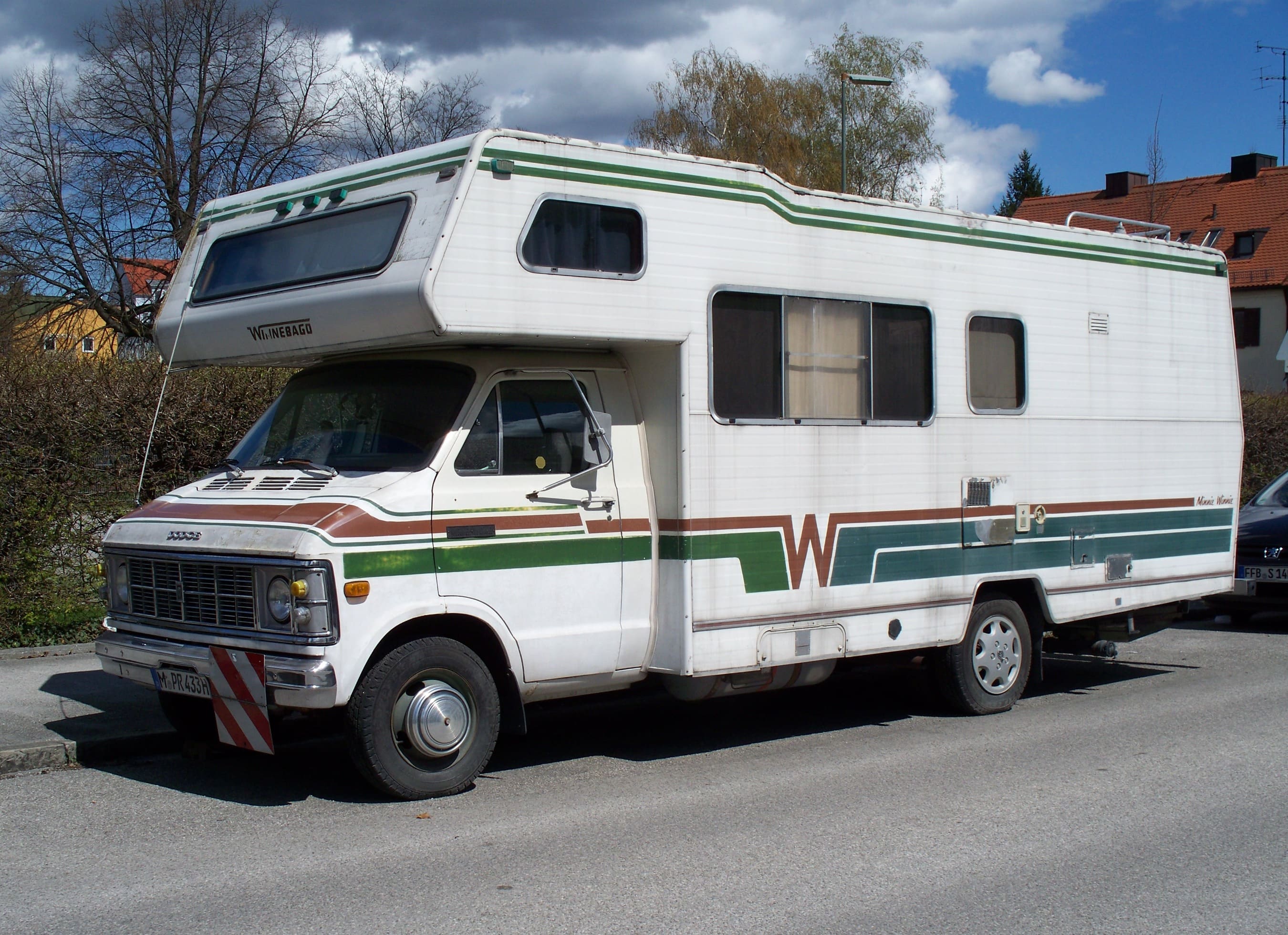 “Orlando RV Living: The Ultimate Guide to Home on Wheels”