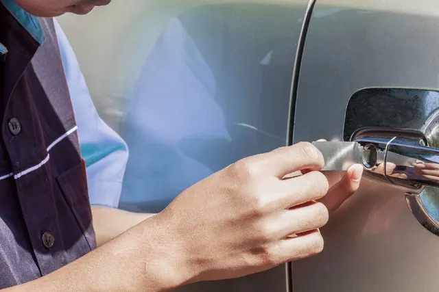 Happy customer at Mobile Car Rekeying & Master-Key Solutions